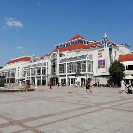 公寓 Bursztyn I